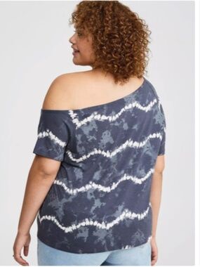 Super Soft Off the Shoulder Short Sleeve Tee